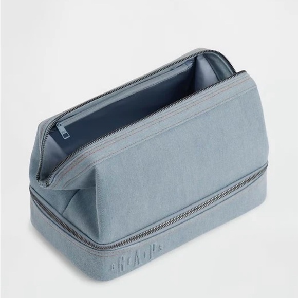 NWT GAP x BEIS The Dopp Kit Denim Blue Limited Edition - Picture 3 of 7